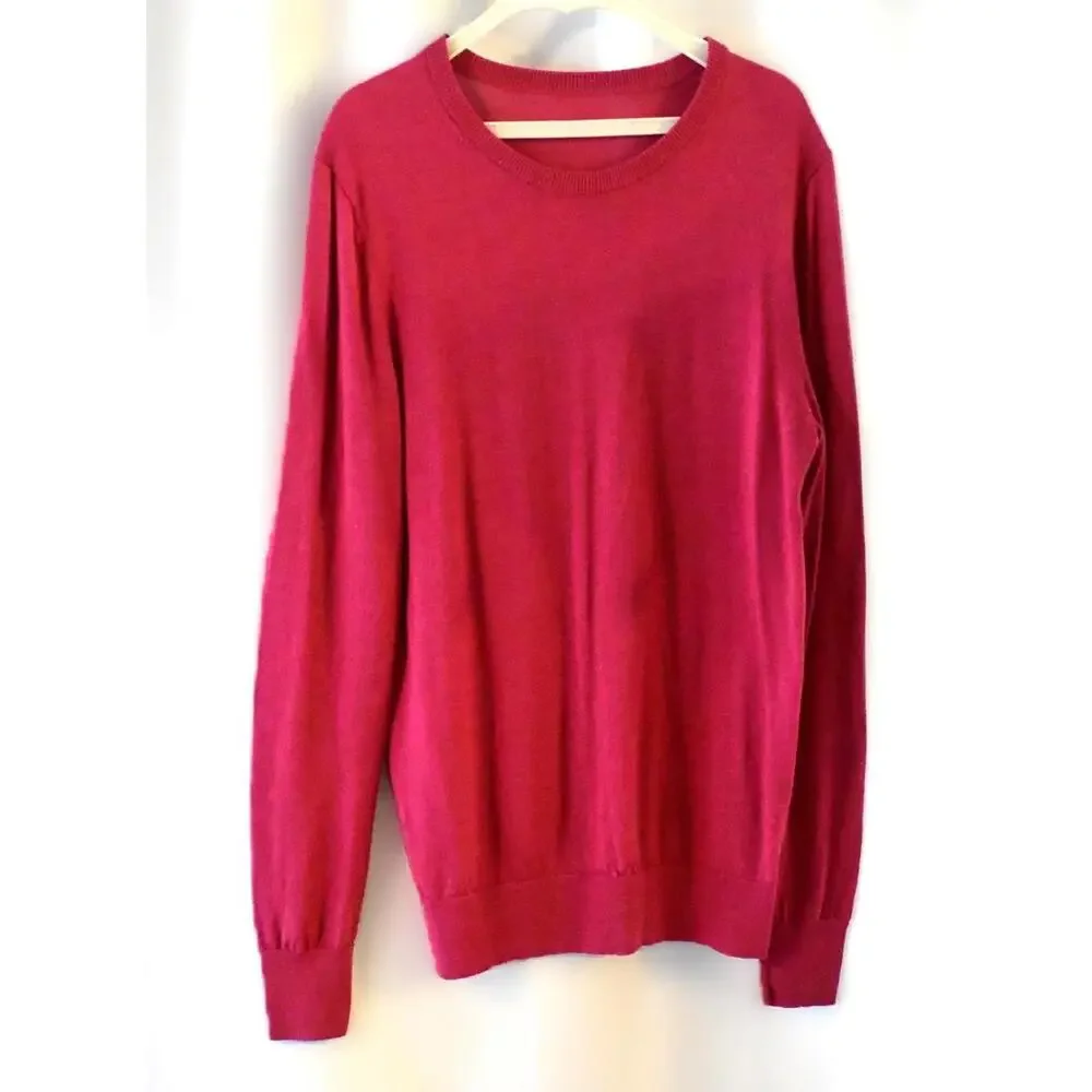 Cozy Women's Crew Neck Sweater in Vibrant Red - Picture 2 of 6